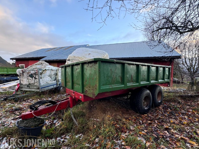 1997 Agromet - T041/K Traktorhenger / Dumperhenger - Nyttelast 9650 kg - Hydraulisk brems - Machine agricole: photos 1 1997 Agromet - T041/K Traktorhenger / Dumperhenger - Nyttelast 9650 kg - Hydraulisk brems - Machine agricole: photos 1