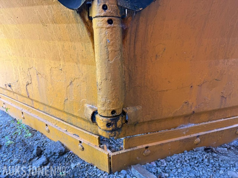1997 Tellefsdal V-2700HS V-Plog - Machine agricole: photos 5 1997 Tellefsdal V-2700HS V-Plog - Machine agricole: photos 5