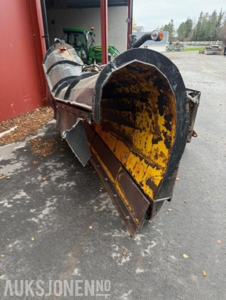 2003 Andre tellefsdal K70 310 10 - Machine agricole: photos 2 2003 Andre tellefsdal K70 310 10 - Machine agricole: photos 2