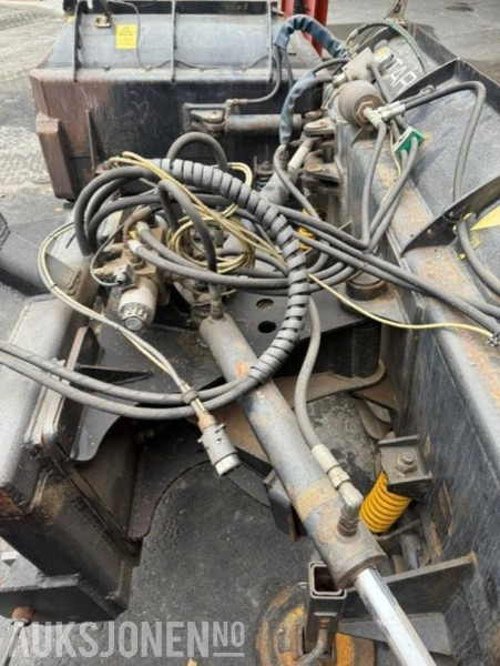 Machine agricole 2011 Stark ua 4800 Stark UA 4800: photos 6