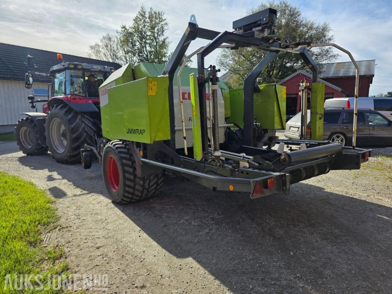 2013 Claas Rollant Uniwrap 375 presse med PTO 1000 - Machine agricole: photos 4 2013 Claas Rollant Uniwrap 375 presse med PTO 1000 - Machine agricole: photos 4