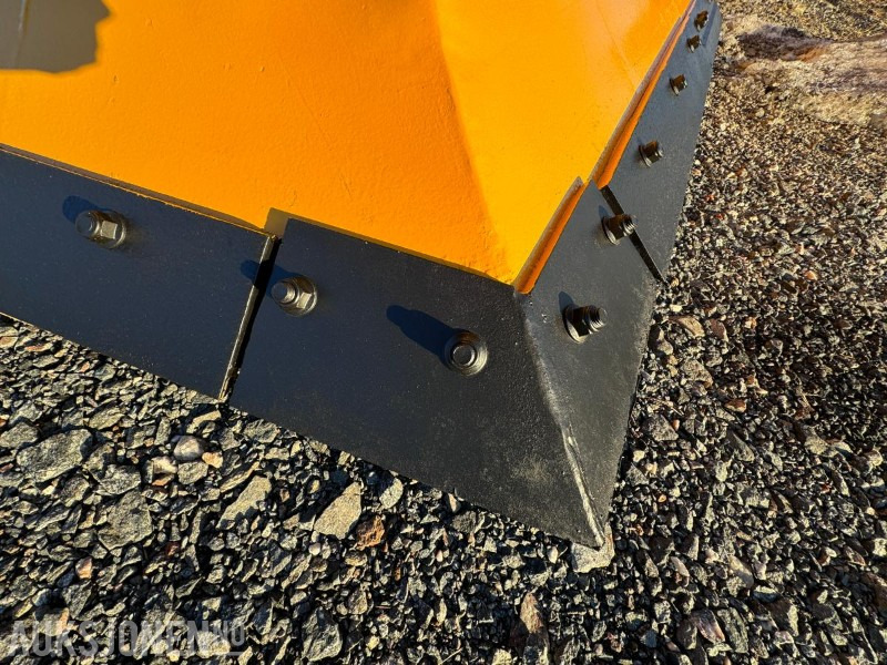 Machine agricole 2015 Steinsland SP 2700 - Spissplog med paralellogram - Feste for brøyteplate - Nymalt: photos 13