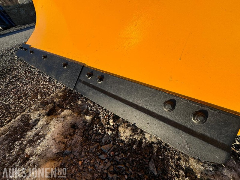 Machine agricole 2015 Steinsland SP 2700 - Spissplog med paralellogram - Feste for brøyteplate - Nymalt: photos 14