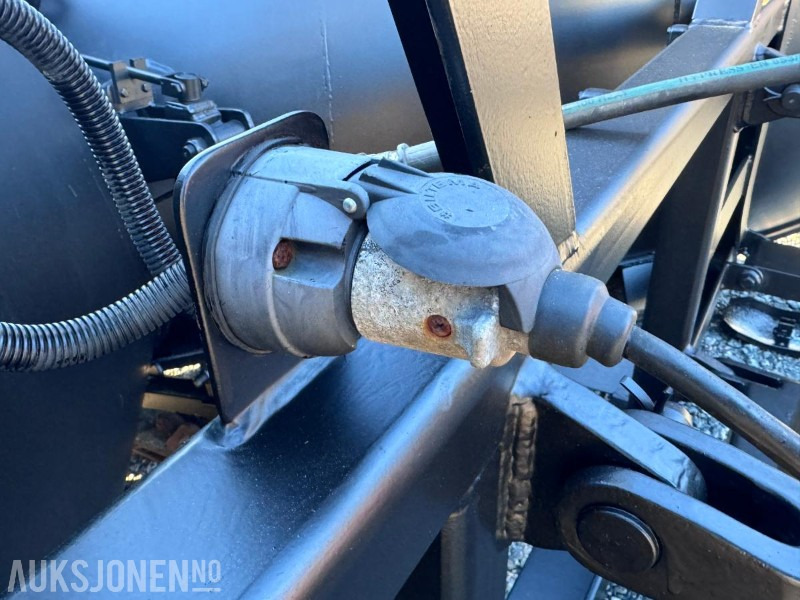 Machine agricole 2015 Steinsland SP 2700 - Spissplog med paralellogram - Feste for brøyteplate - Nymalt: photos 19