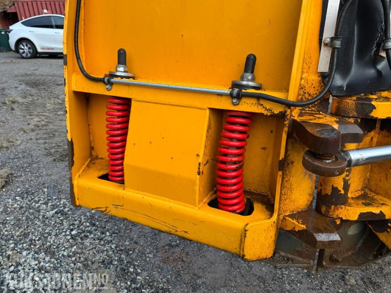 2023 POME Wingmaster / 3-punktsfeste - Machine agricole: photos 5 2023 POME Wingmaster / 3-punktsfeste - Machine agricole: photos 5