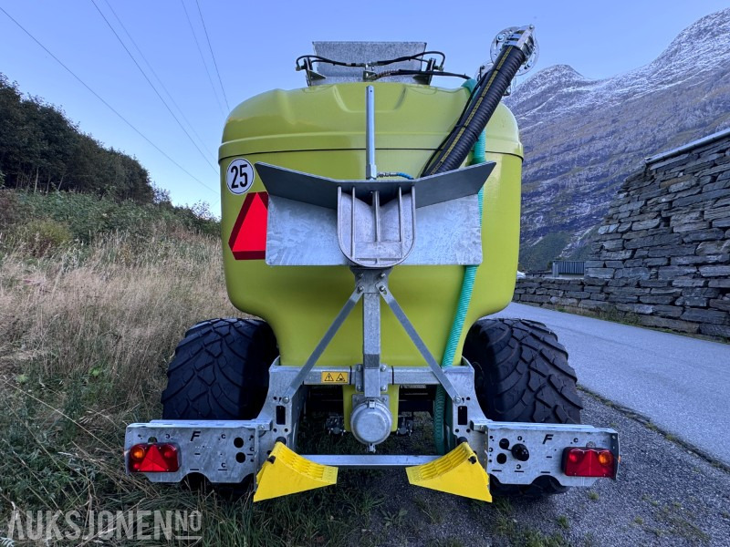 2024 Fliegl Polyline HFW 9000 Gjødselvogn / Turbo tankvogn- 9,5 m3 - Glassfibertank - NY / Ubrukt vogn - Machine agricole: photos 2 2024 Fliegl Polyline HFW 9000 Gjødselvogn / Turbo tankvogn- 9,5 m3 - Glassfibertank - NY / Ubrukt vogn - Machine agricole: photos 2