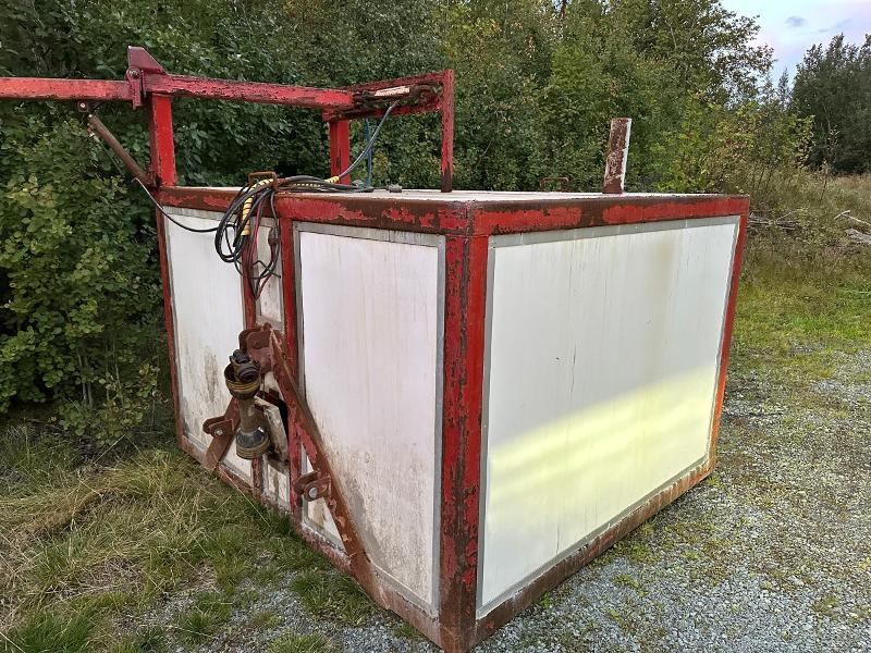 Kent Skiltvasker til traktor - Machine agricole: photos 2 Kent Skiltvasker til traktor - Machine agricole: photos 2