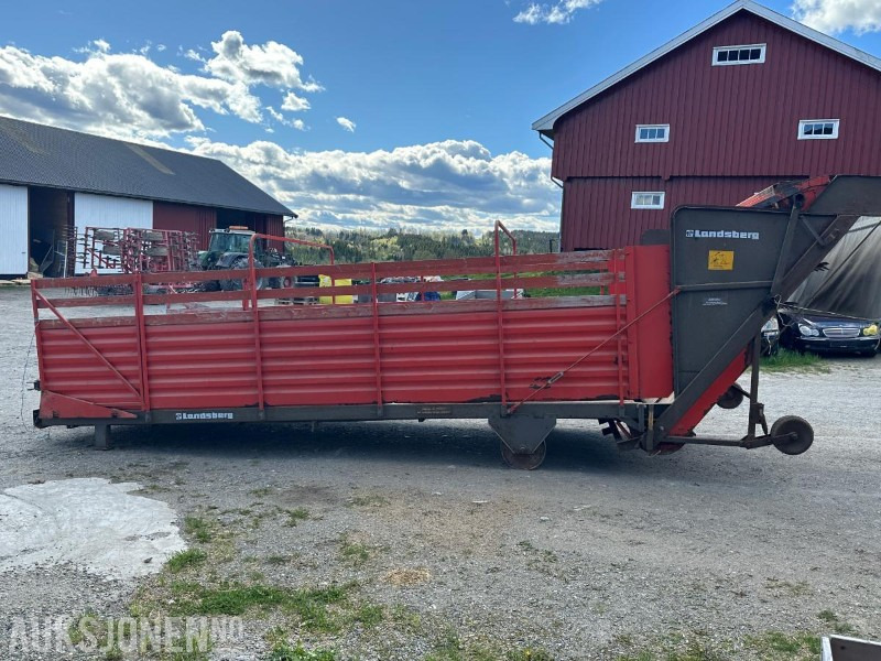 Landsberg matebord med transportbånd - Machine agricole: photos 4 Landsberg matebord med transportbånd - Machine agricole: photos 4