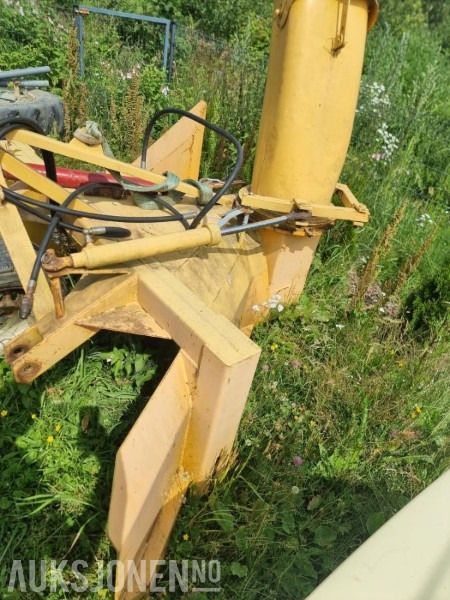 Traktor Snøfres 3 punkter feste med hydraulisk utkast - Machine agricole: photos 3 Traktor Snøfres 3 punkter feste med hydraulisk utkast - Machine agricole: photos 3