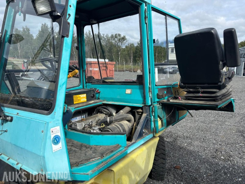 1996 Komatsu FD30T truck diesel - Matériel de manutention: photos 5 1996 Komatsu FD30T truck diesel - Matériel de manutention: photos 5