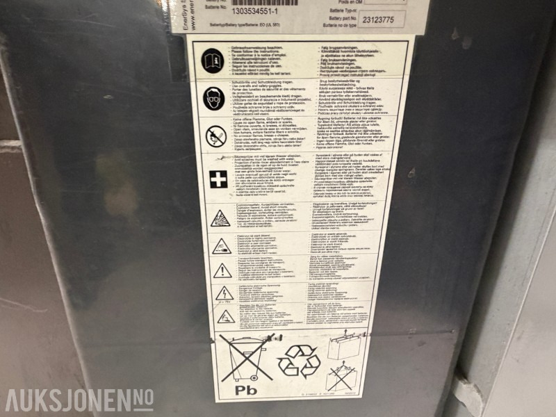 Matériel de manutention 2013 Nissan UND140 Skyvemasttruck - 4,8m med batterilader: photos 26