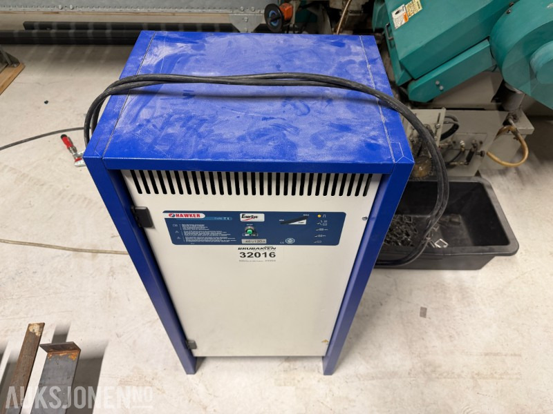 Matériel de manutention 2013 Nissan UND140 Skyvemasttruck - 4,8m med batterilader: photos 50