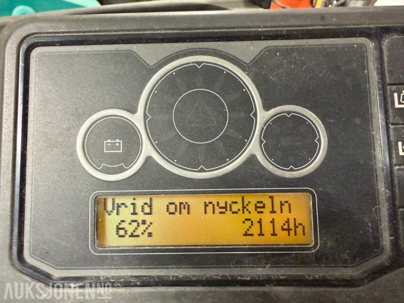 Matériel de manutention 2013 Nissan UND140 Skyvemasttruck - 4,8m med batterilader: photos 32