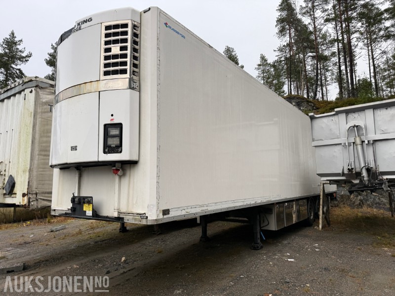 Bussbygg Frysesemi m/ Thermo King kjøleaggregat og Zepro bakløfter - Remorque: photos 1 Bussbygg Frysesemi m/ Thermo King kjøleaggregat og Zepro bakløfter - Remorque: photos 1