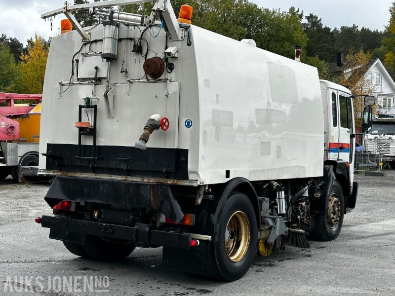 Véhicule de voirie/ Spécial 1995 Volvo FS 718 4x2 Sopebil/Feiebil: photos 6