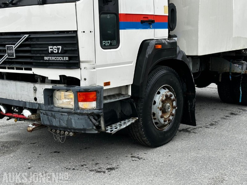 Véhicule de voirie/ Spécial 1995 Volvo FS 718 4x2 Sopebil/Feiebil: photos 7