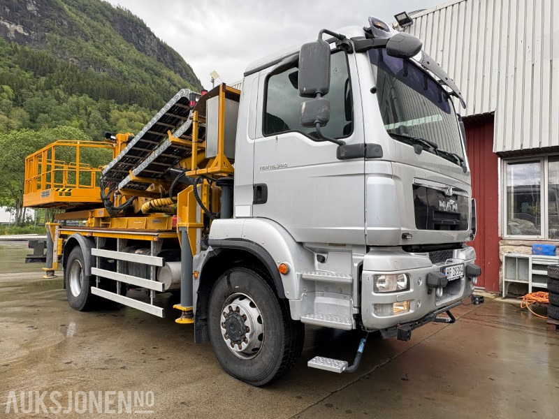 2014 MAN TGM 18.340 Normet Esslift 810 liftbil - 15 888 km - Véhicule de voirie/ Spécial: photos 2 2014 MAN TGM 18.340 Normet Esslift 810 liftbil - 15 888 km - Véhicule de voirie/ Spécial: photos 2