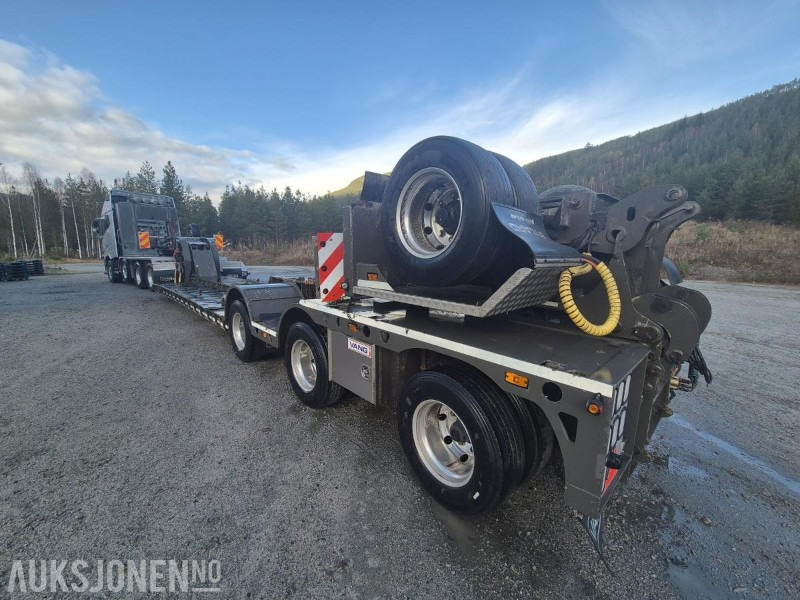 2017 Volvo FH 16 / 750, 8x4+2 Tungtrekker med 2019 Vang 3+1 akslet brønnhenger - Véhicule de voirie/ Spécial: photos 5 2017 Volvo FH 16 / 750, 8x4+2 Tungtrekker med 2019 Vang 3+1 akslet brønnhenger - Véhicule de voirie/ Spécial: photos 5