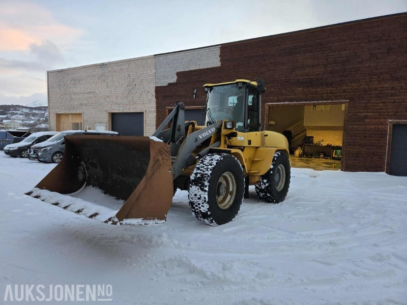 Volvo L45B Hjullaster - Chargeuse sur pneus: photos 1 Volvo L45B Hjullaster - Chargeuse sur pneus: photos 1