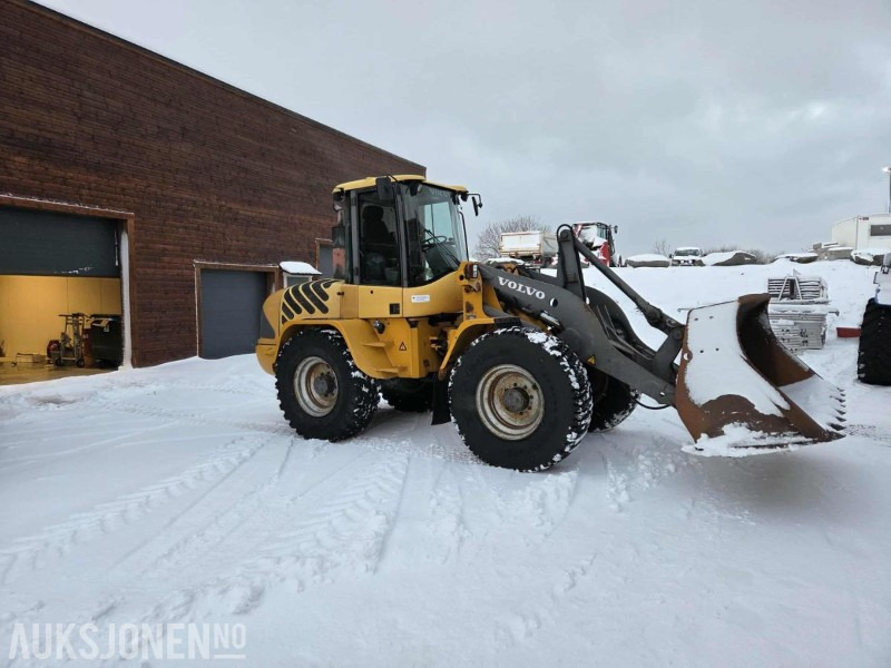 Volvo L45B Hjullaster - Chargeuse sur pneus: photos 3 Volvo L45B Hjullaster - Chargeuse sur pneus: photos 3