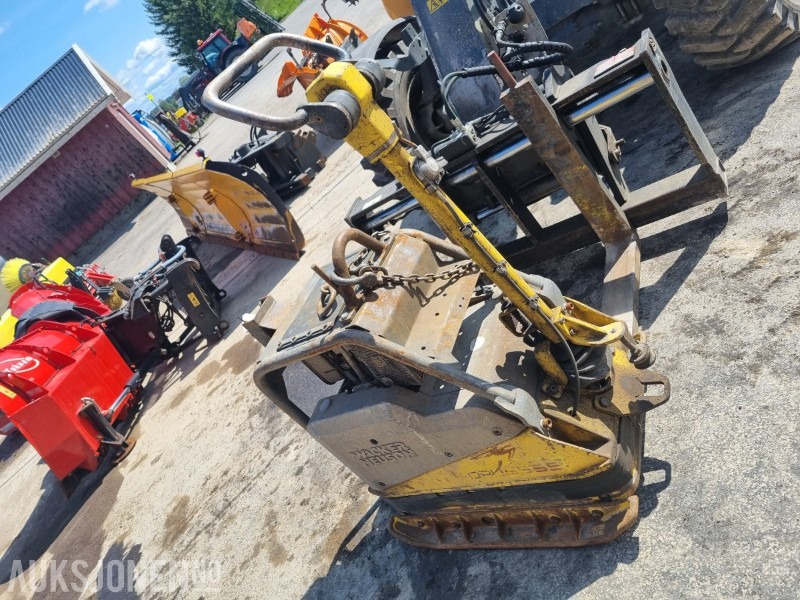 Wacker Neuson DPU 65/55 vibroplate - Compacteur: photos 5 Wacker Neuson DPU 65/55 vibroplate - Compacteur: photos 5