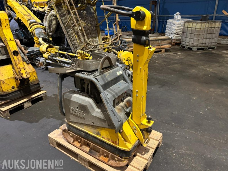 Wacker Neuson DPU 6555 vibroplate - Compacteur: photos 1 Wacker Neuson DPU 6555 vibroplate - Compacteur: photos 1