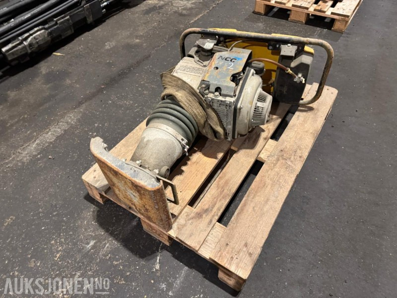 Wacker Neuson DS70 vibratorstamper - Compacteur: photos 2 Wacker Neuson DS70 vibratorstamper - Compacteur: photos 2