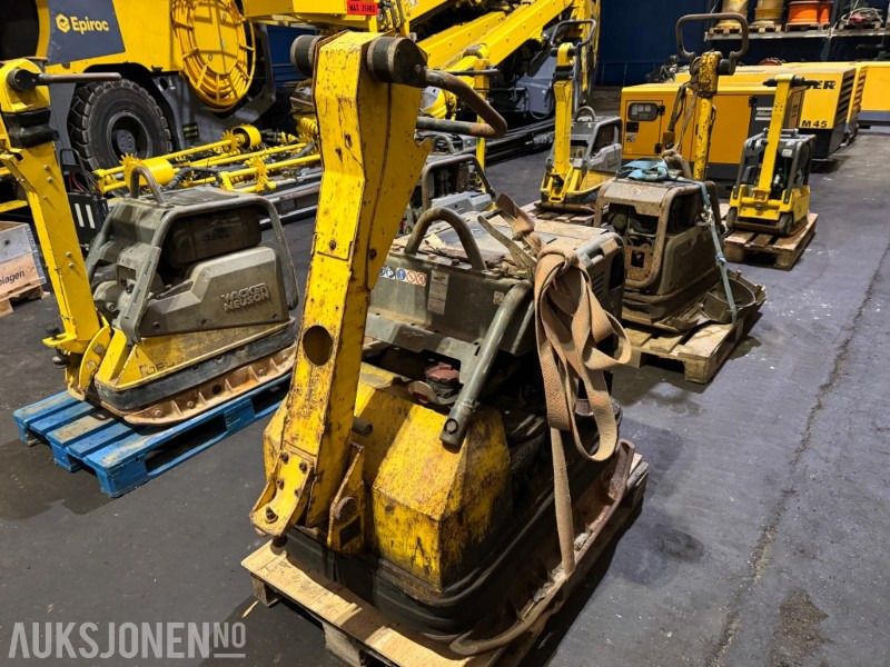 Wacker Neuson stor vibroplate - Compacteur: photos 1 Wacker Neuson stor vibroplate - Compacteur: photos 1