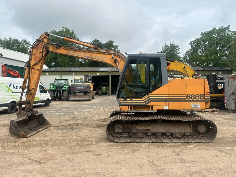 Case 688 B 16 ton - Pelle sur chenille: photos 3 Case 688 B 16 ton - Pelle sur chenille: photos 3