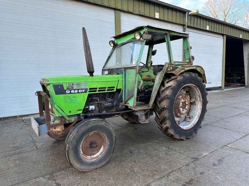Tracteur agricole Deutz D6207: photos 1