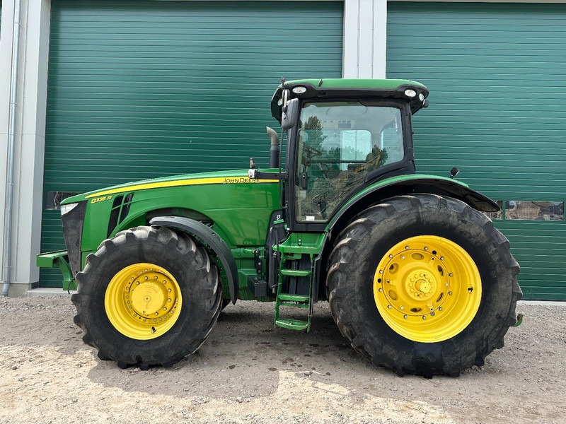 John Deere 8335R AutoPower - Tracteur agricole: photos 3 John Deere 8335R AutoPower - Tracteur agricole: photos 3