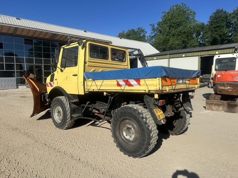 Mercedes-Benz Unimog U 1000 32.883km // ORIGINAL MILEAGE - Engin de déneigement: photos 5 Mercedes-Benz Unimog U 1000 32.883km // ORIGINAL MILEAGE - Engin de déneigement: photos 5
