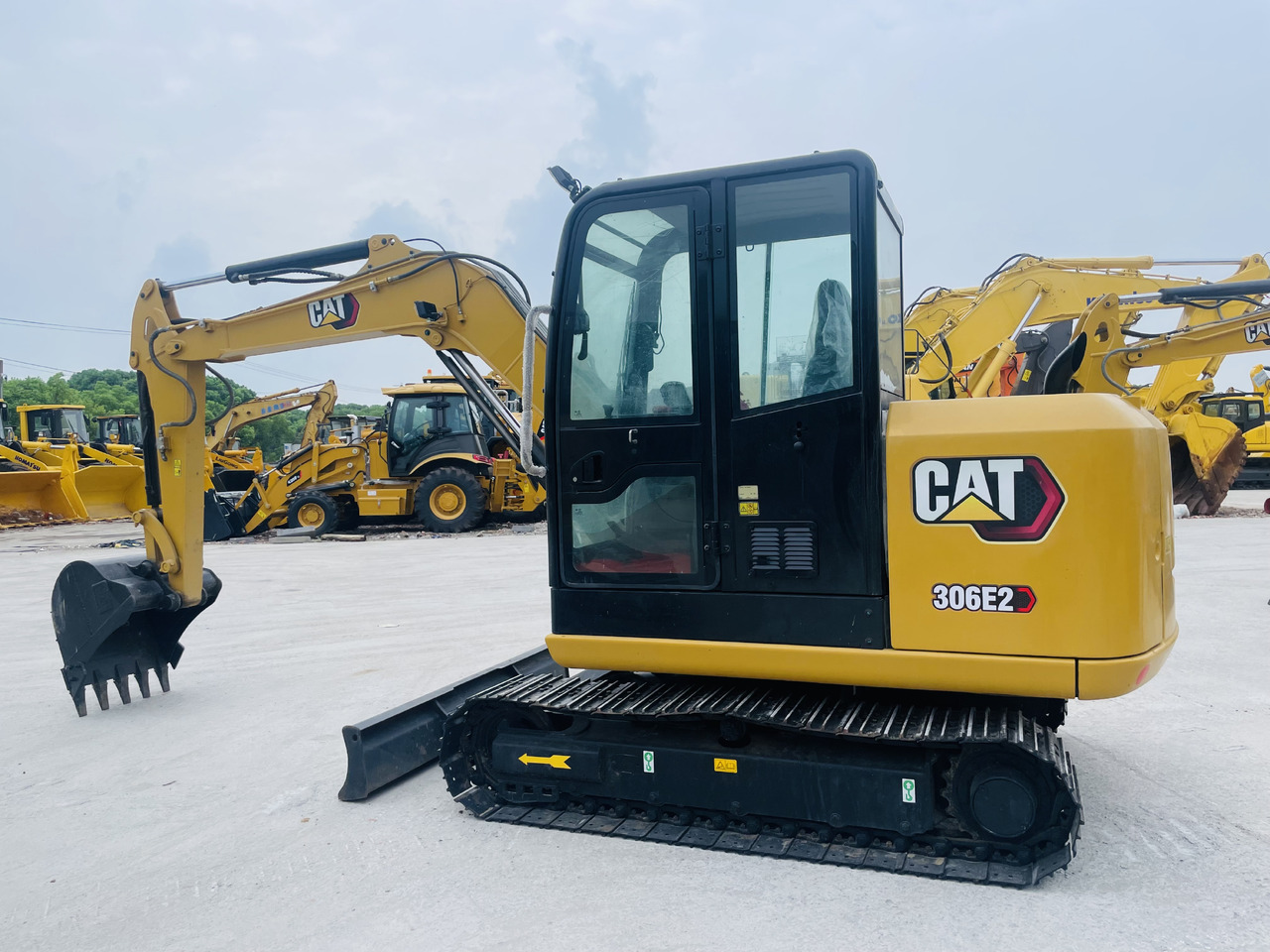 Caterpillar 306 Used Excavator CAT 306D 306E 3062 6 Ton Crawler Excavators Doosan DH60 DX60 Hyundai 60 for Sale - Mini pelle: photos 4 Caterpillar 306 Used Excavator CAT 306D 306E 3062 6 Ton Crawler Excavators Doosan DH60 DX60 Hyundai 60 for Sale - Mini pelle: photos 4