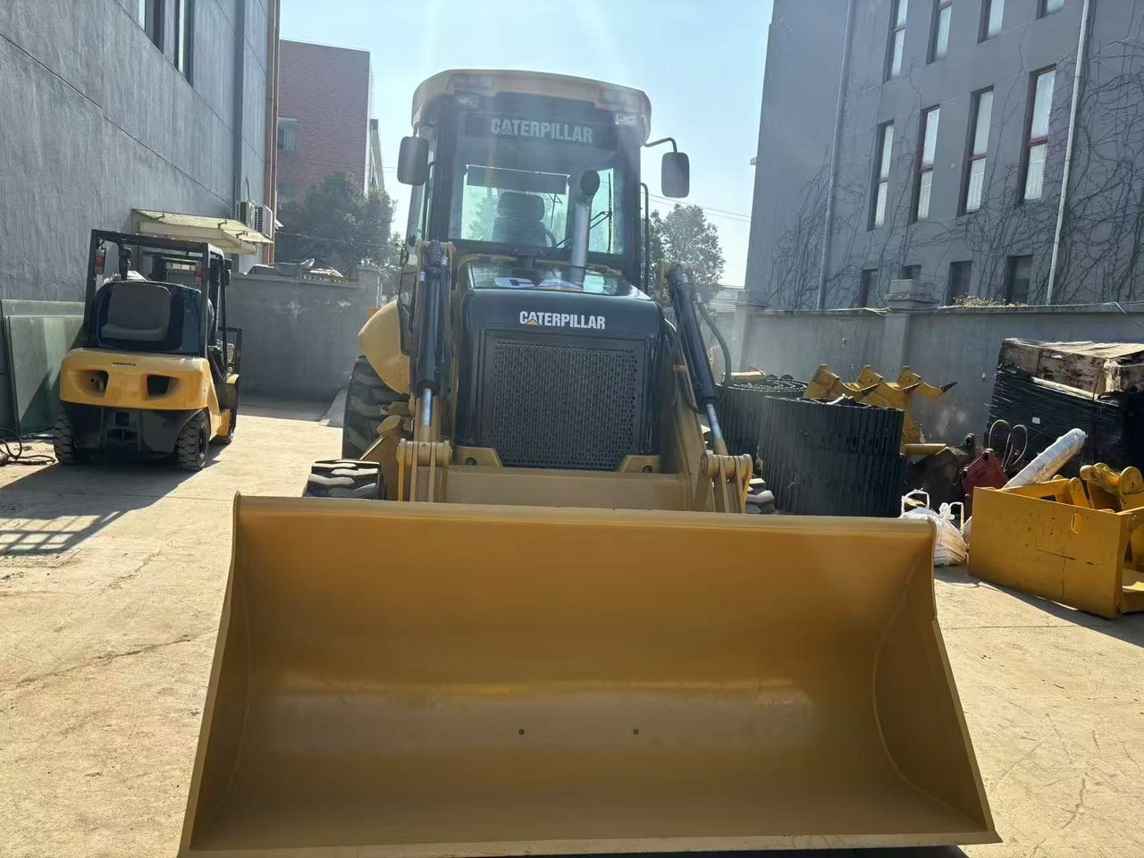 Caterpillar New Or Used CAT 420 Backhoe Loader CAT 420 420F JCB 3CX 4CX Backhoe Loaders in Good Quality - Tractopelle: photos 5 Caterpillar New Or Used CAT 420 Backhoe Loader CAT 420 420F JCB 3CX 4CX Backhoe Loaders in Good Quality - Tractopelle: photos 5