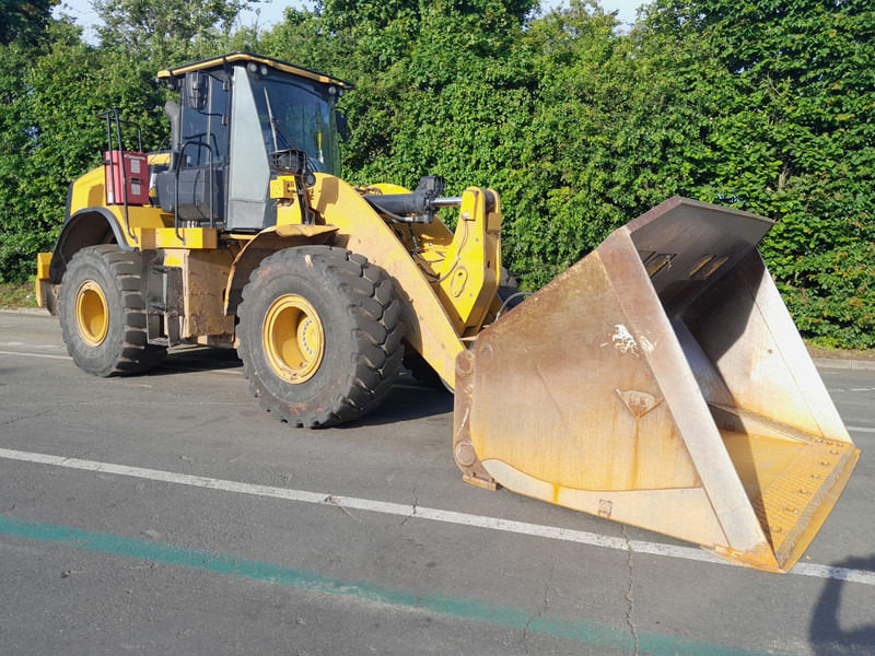 Caterpillar 950M - Chargeuse sur pneus: photos 1 Caterpillar 950M - Chargeuse sur pneus: photos 1