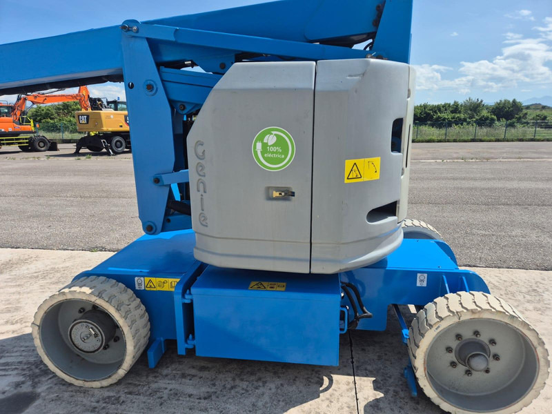 Genie Z-34/22N - Nacelle: photos 3 Genie Z-34/22N - Nacelle: photos 3