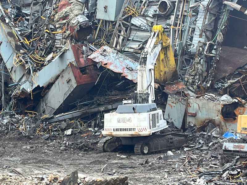 Liebherr R984C - Pelle sur chenille: photos 5 Liebherr R984C - Pelle sur chenille: photos 5