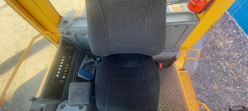 Chargeuse sur pneus Volvo L70E: photos 16
