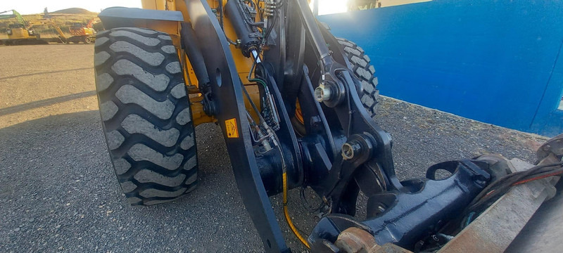 Chargeuse sur pneus Volvo L70E: photos 11