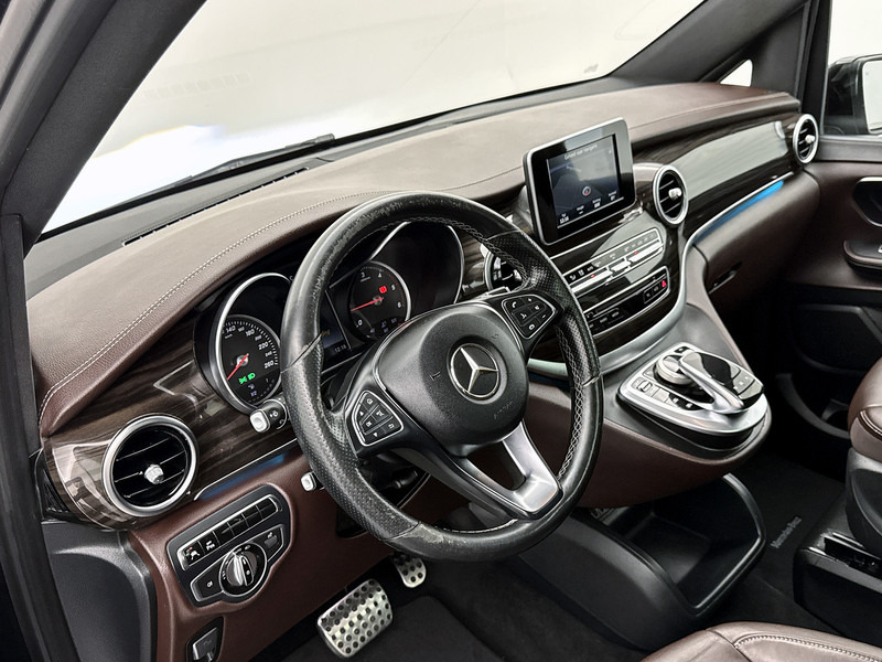 Mercedes-Benz V-Klasse 220d Lang Avantgarde Edition 8 Persoons incl. BPM Elektr schuifdeuren Nappa Leder Pano 8 zitplaatsen Geel kenteken - Minibus, Transport de personnes: photos 4 Mercedes-Benz V-Klasse 220d Lang Avantgarde Edition 8 Persoons incl. BPM Elektr schuifdeuren Nappa Leder Pano 8 zitplaatsen Geel kenteken - Minibus, Transport de personnes: photos 4