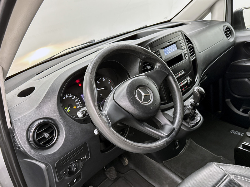 Mercedes-Benz Vito 109 CDI Lang Trekhaak Betimmering Cruise Control - Fourgonnette: photos 4 Mercedes-Benz Vito 109 CDI Lang Trekhaak Betimmering Cruise Control - Fourgonnette: photos 4