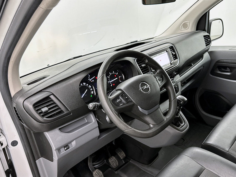 Opel Vivaro 2.0 CDTI L2H1 Edition Imperiaal Navigatie Achteruitrijcamera Cruise Control - Fourgonnette: photos 4 Opel Vivaro 2.0 CDTI L2H1 Edition Imperiaal Navigatie Achteruitrijcamera Cruise Control - Fourgonnette: photos 4