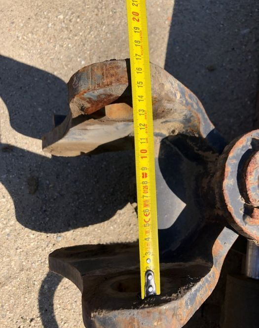 Caterpillar Volvo, JCB, Yanmar, Kubota 123 cm latime - Godet pour pelle: photos 2 Caterpillar Volvo, JCB, Yanmar, Kubota 123 cm latime - Godet pour pelle: photos 2