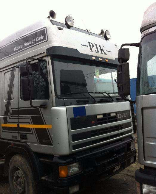 DAF XF 95 truck - Arbre à cardan pour Camion: photos 3 DAF XF 95 truck - Arbre à cardan pour Camion: photos 3