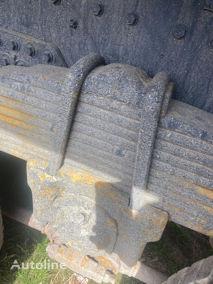 MAN 41-422 - Trakker 8x4 - Diferential 100 TONE - Camion benne: photos 4 MAN 41-422 - Trakker 8x4 - Diferential 100 TONE - Camion benne: photos 4