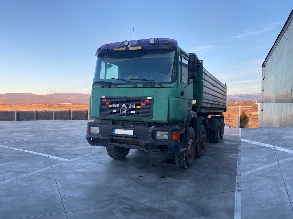 MAN 41-422 - Trakker 8x4 - Diferential 100 TONE - Camion benne: photos 2 MAN 41-422 - Trakker 8x4 - Diferential 100 TONE - Camion benne: photos 2
