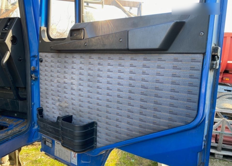 Cabine pour Camion MAN SILENT , Model 1 / 2 / 3 , Dubla a completa MAN F2000: photos 12 Cabine pour Camion MAN SILENT , Model 1 / 2 / 3 , Dubla a completa MAN F2000: photos 12