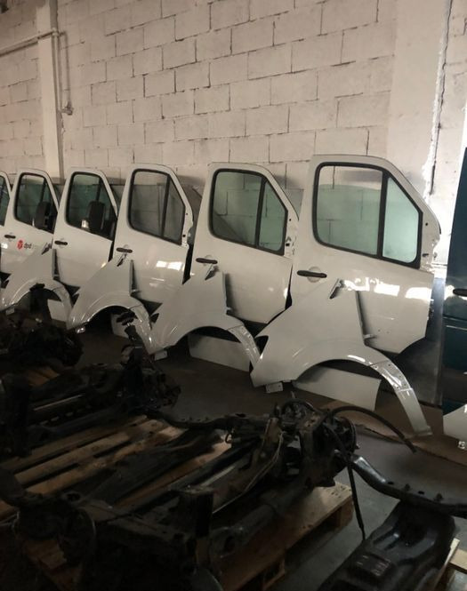 Scania IVECO Man Mercedes DAF Renault - Portière et pièces pour Camion: photos 1 Scania IVECO Man Mercedes DAF Renault - Portière et pièces pour Camion: photos 1