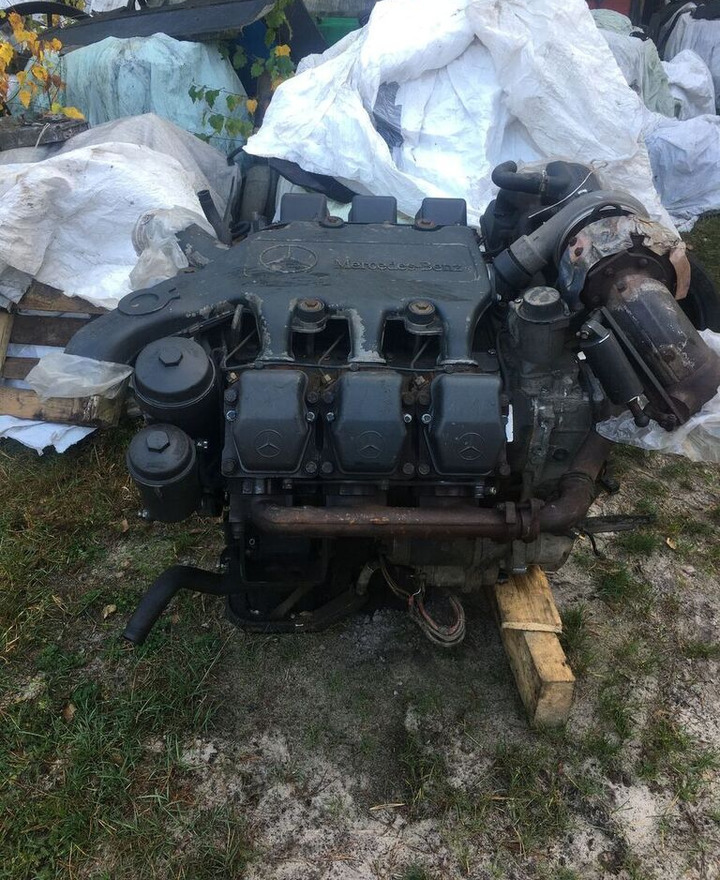 Mercedes-Benz OM501LA Mercedes-Benz Actrosa OM 501LA truck - Moteur pour Camion: photos 2 Mercedes-Benz OM501LA Mercedes-Benz Actrosa OM 501LA truck - Moteur pour Camion: photos 2