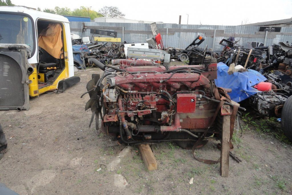Renault Common Rail 420 Renault Magnum 420 - Moteur pour Camion: photos 2 Renault Common Rail 420 Renault Magnum 420 - Moteur pour Camion: photos 2